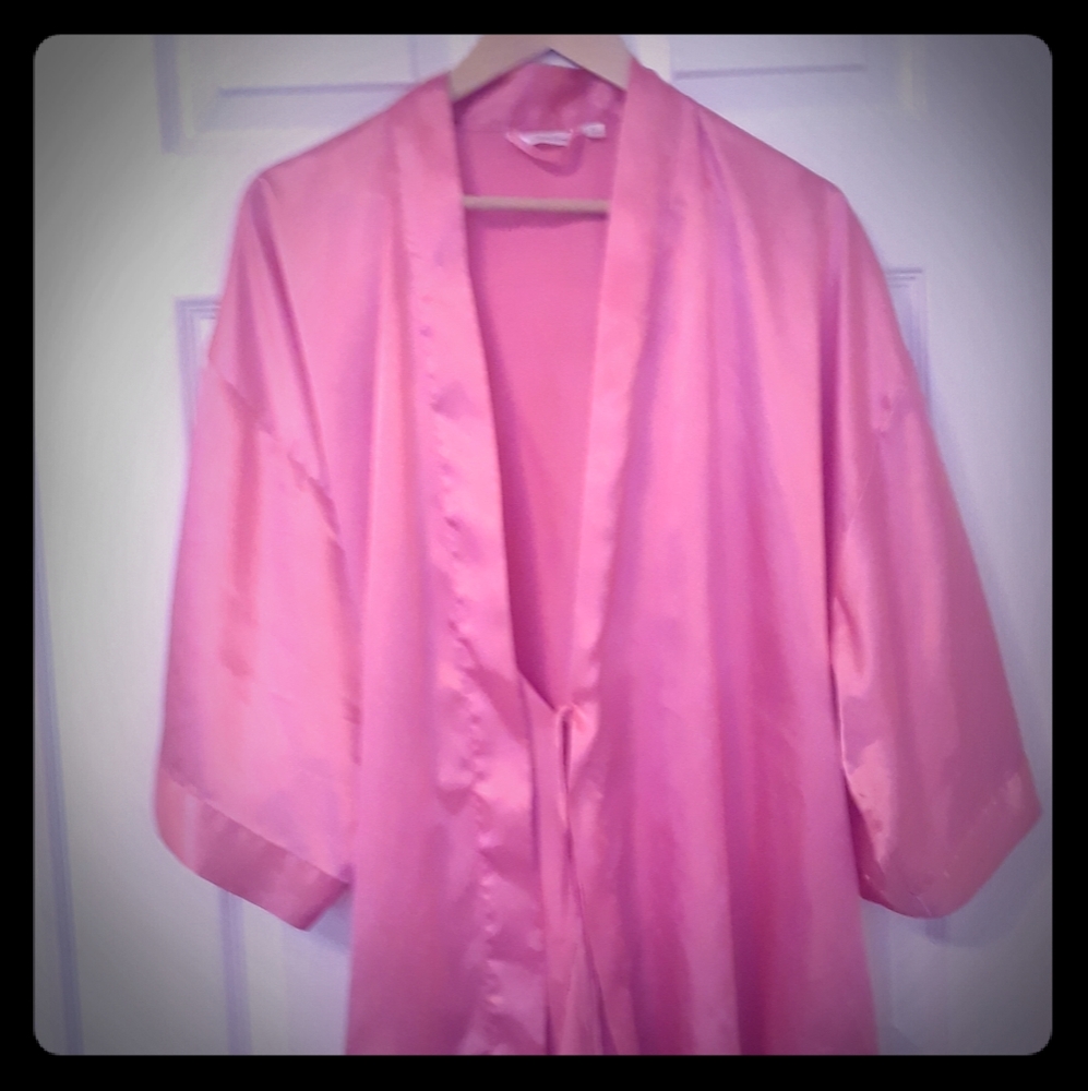 La Vie En Rose Kimono
